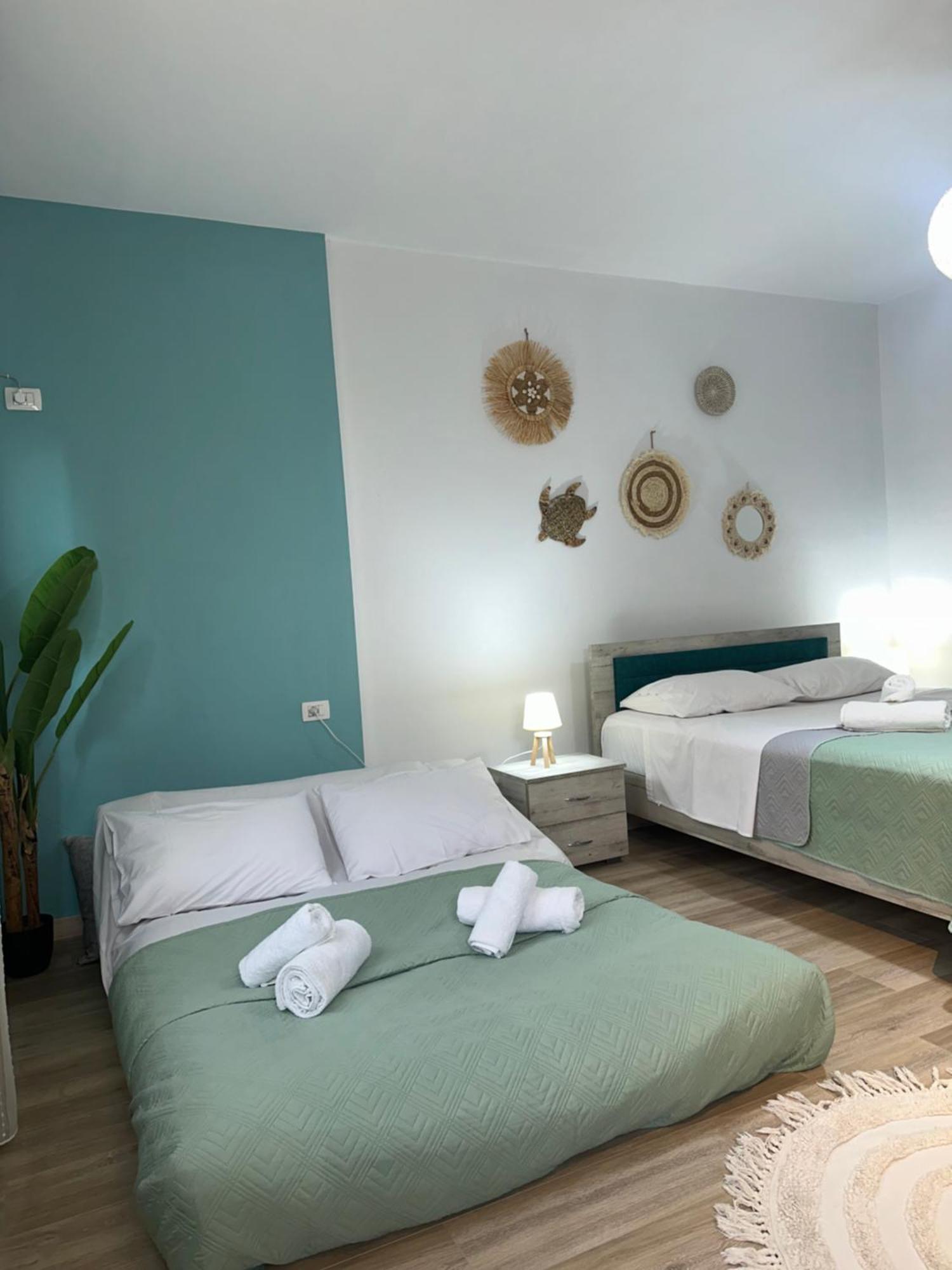 Appartement Gjonis House *